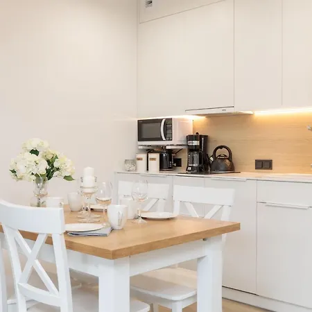 Apartamento White Island Z Basenami,strefa Saun,jacuzzi W Cenie- Pinea Pobierowo-sannel For Rent *