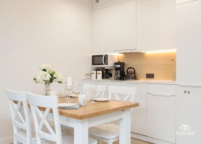 شقة White Island Z Basenami,strefa Saun,jacuzzi W Cenie- Pinea Pobierowo-sannel For Rent *