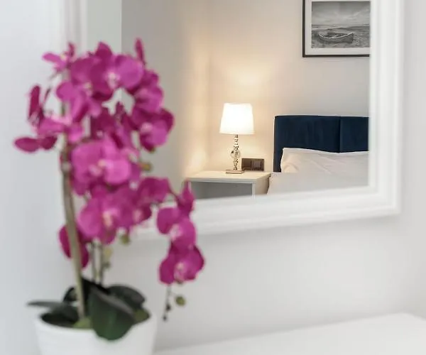 شقة White Island Z Basenami,strefa Saun,jacuzzi W Cenie- Pinea Pobierowo-sannel For Rent بوبيروفو