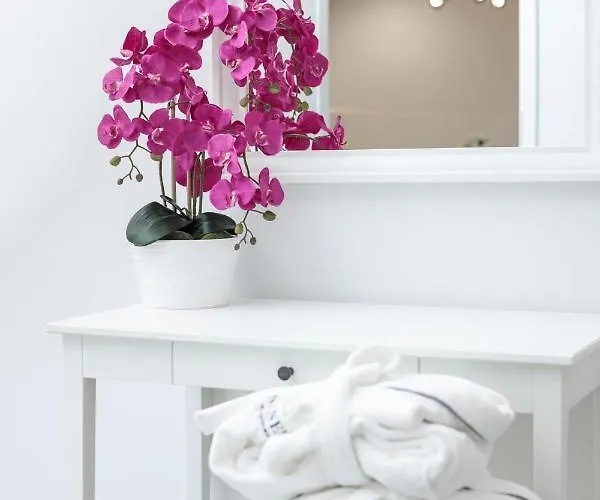 White Island Z Basenami,strefa Saun,jacuzzi W Cenie- Pinea Pobierowo-sannel For Rent بوبيروفو