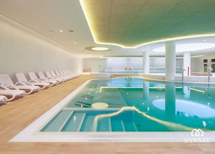 شقة White Island Z Basenami,strefa Saun,jacuzzi W Cenie- Pinea Pobierowo-sannel For Rent *