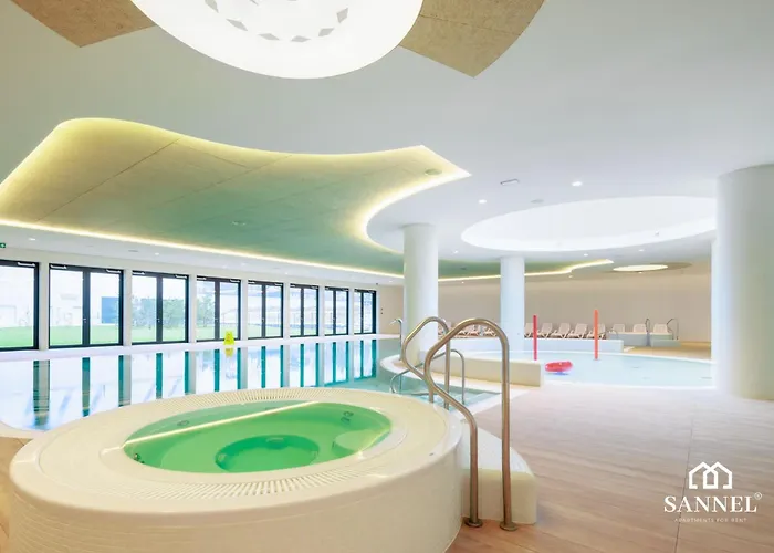 شقة White Island Z Basenami,strefa Saun,jacuzzi W Cenie- Pinea Pobierowo-sannel For Rent *